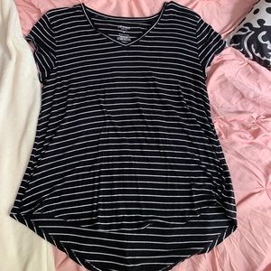 Arizona Jean Co. black and white striped t-shirt